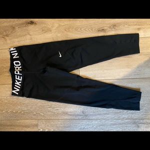 Nike small leggings
